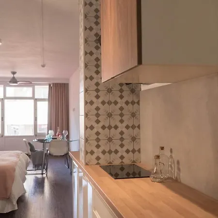 Hst Puerto La Cruz *